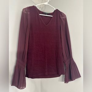 White House black market long sleeve top